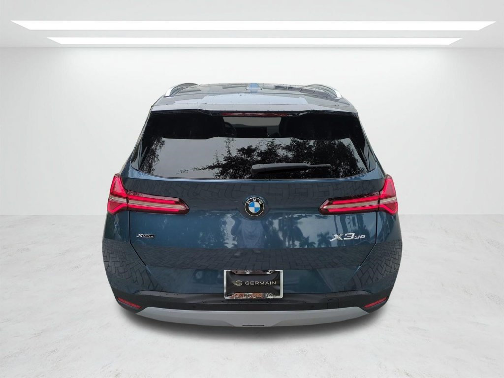 New 2026 Arctic Race Blue metallic BMW 30 xDrive image 5