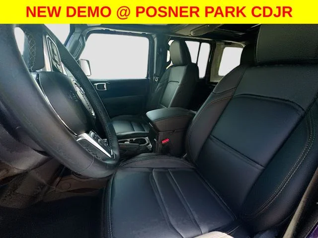 New 2026 Reign Exterior Paint Jeep Sahara image 22