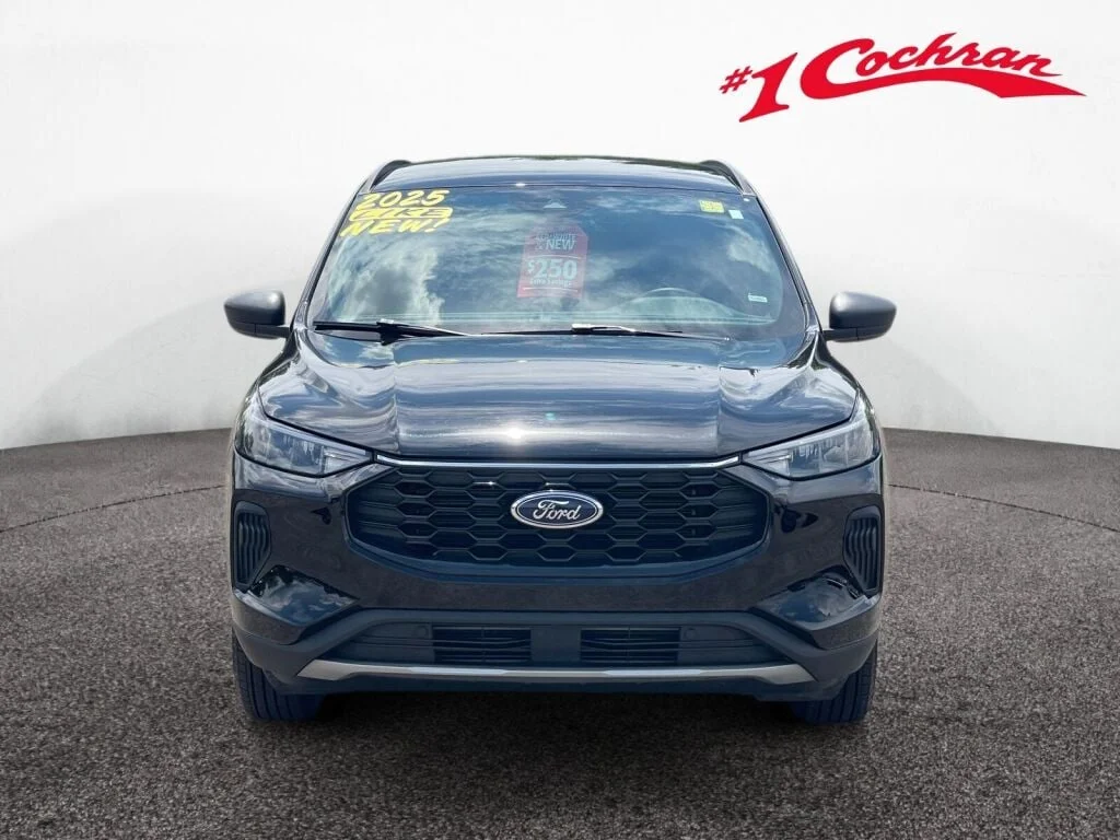 Used 2025 Agate Black Ford ST-Line image 31