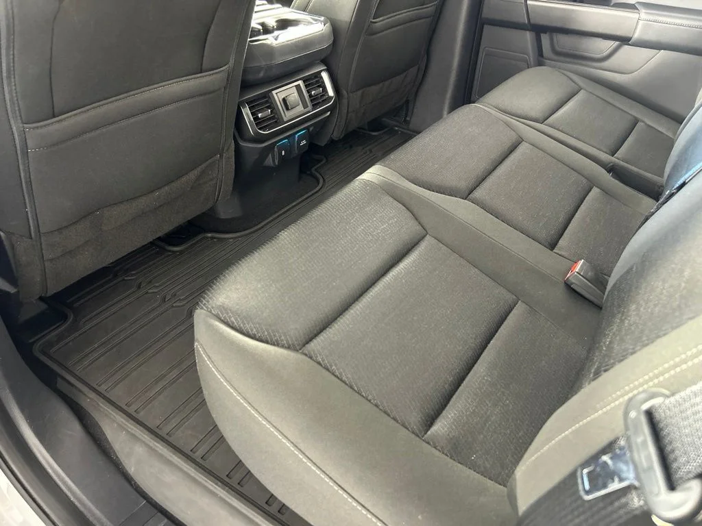Used 2023 White Ford XLT image 24