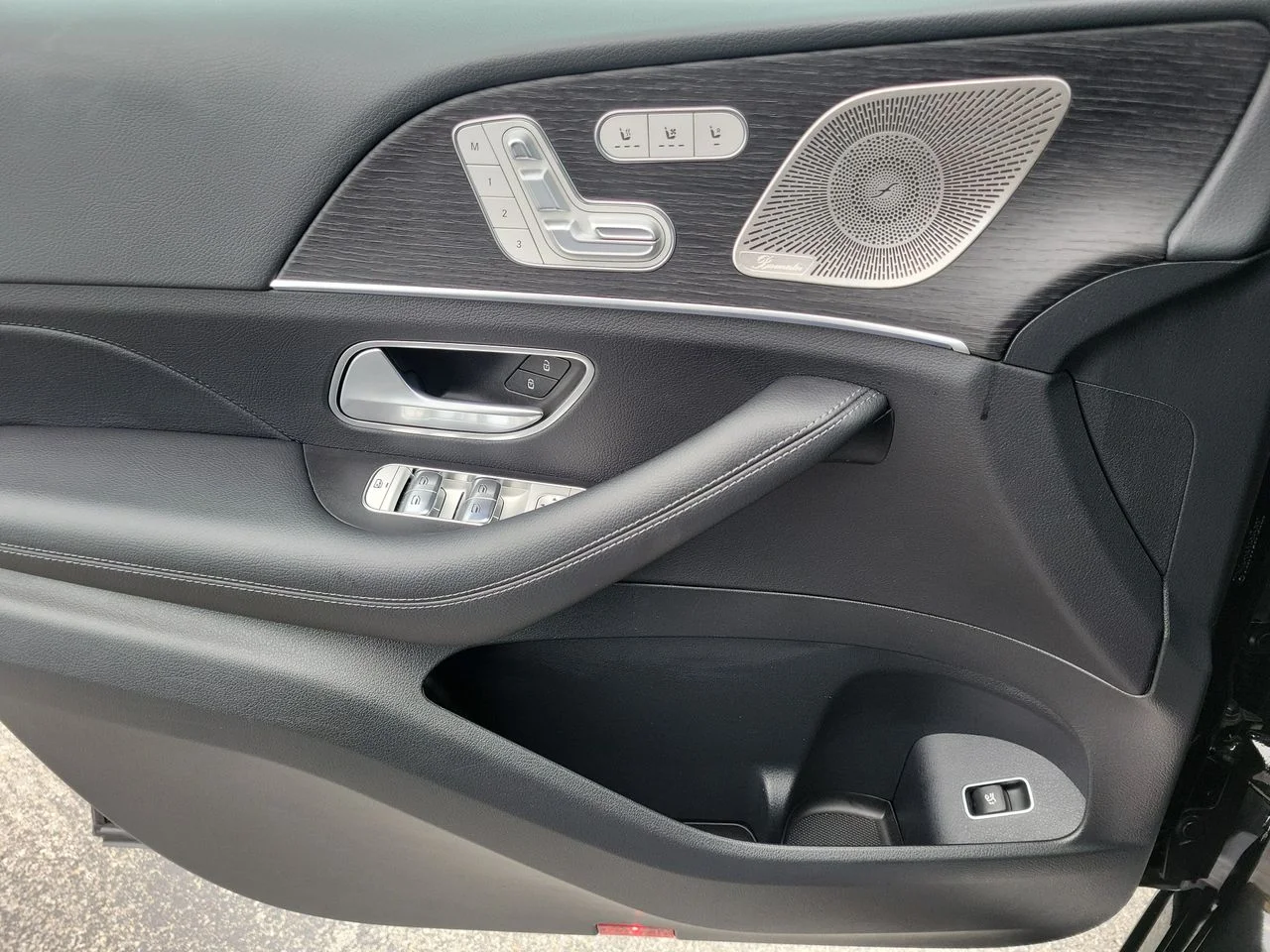 Certified Used 2026 Black Mercedes-Benz GLE 350 image 26