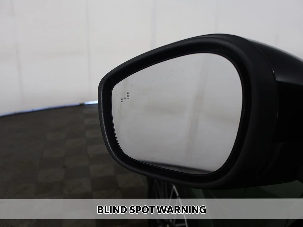 Used 2025 Green Metallic Ford Premium image 8