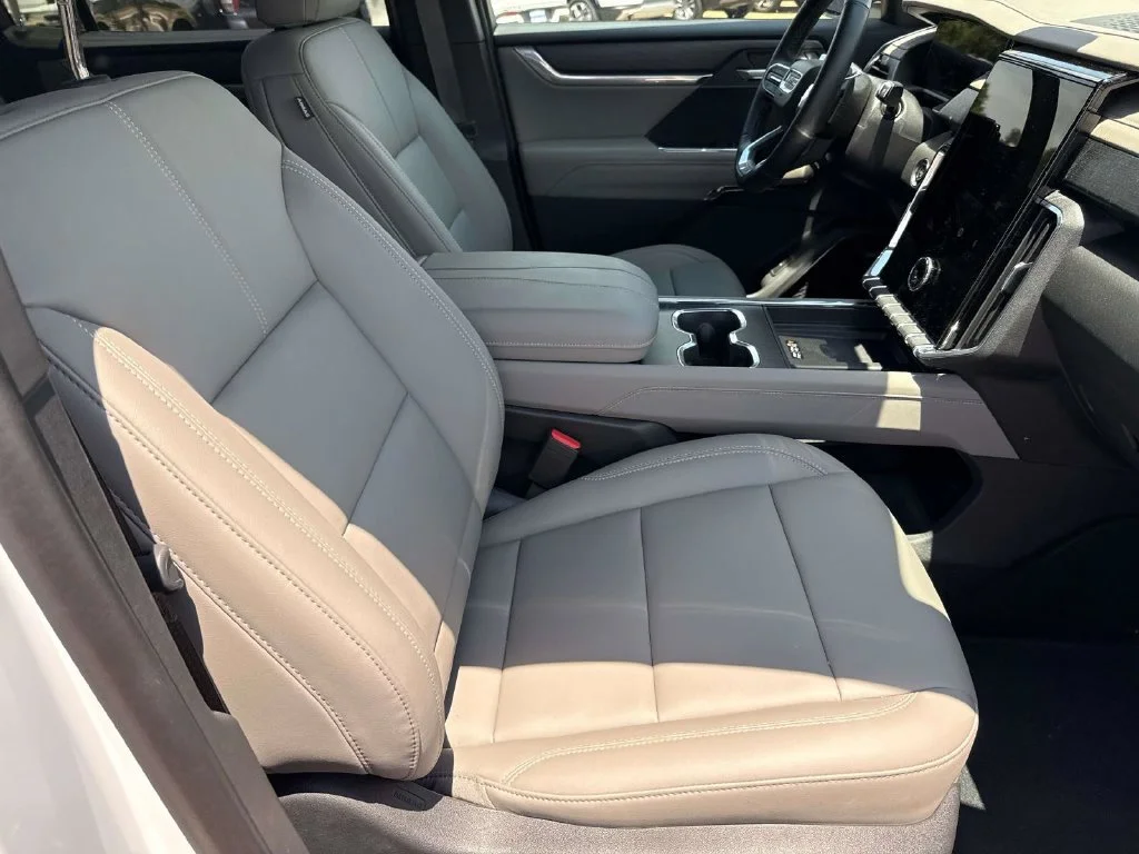 2026 GMC Acadia Elevation - Photo 22