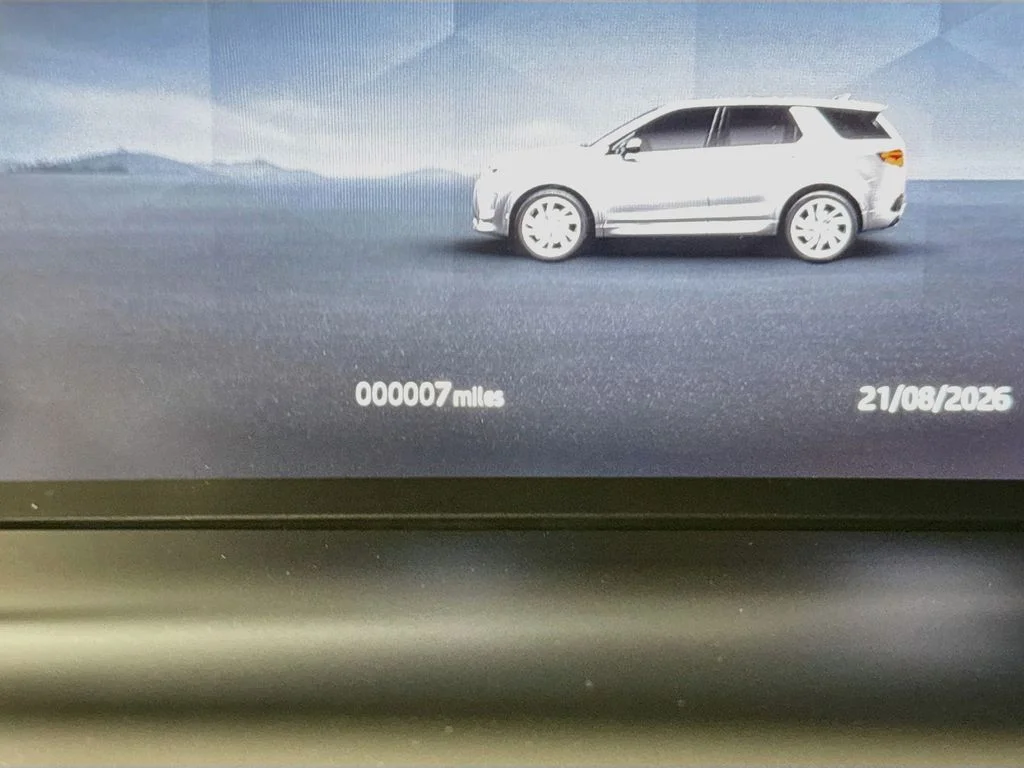 New 2026 Santorini Black Metallic Land Rover Landmark image 13