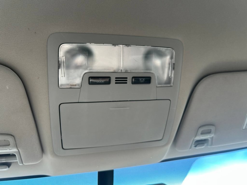 Used 2013 Magnetic Gray Metallic Toyota XLE image 29