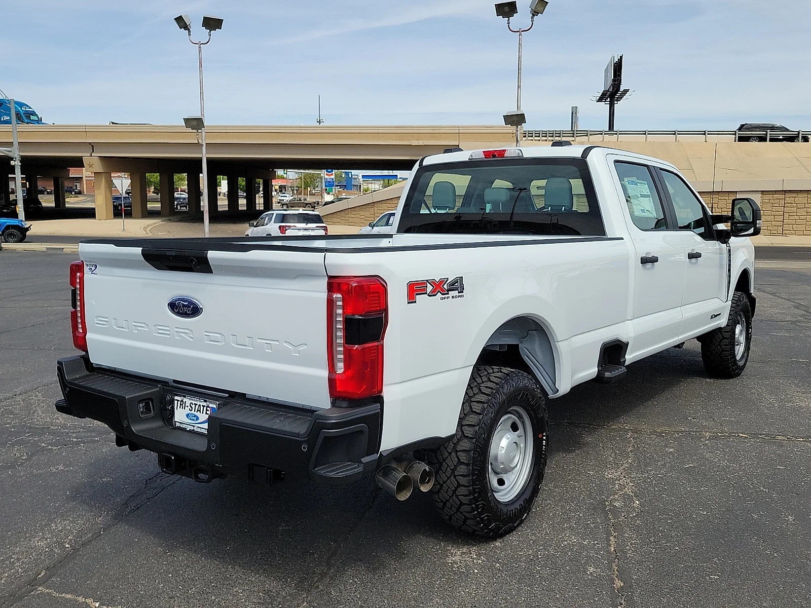New 2026 Oxford White Ford F-250&reg; XL image 4