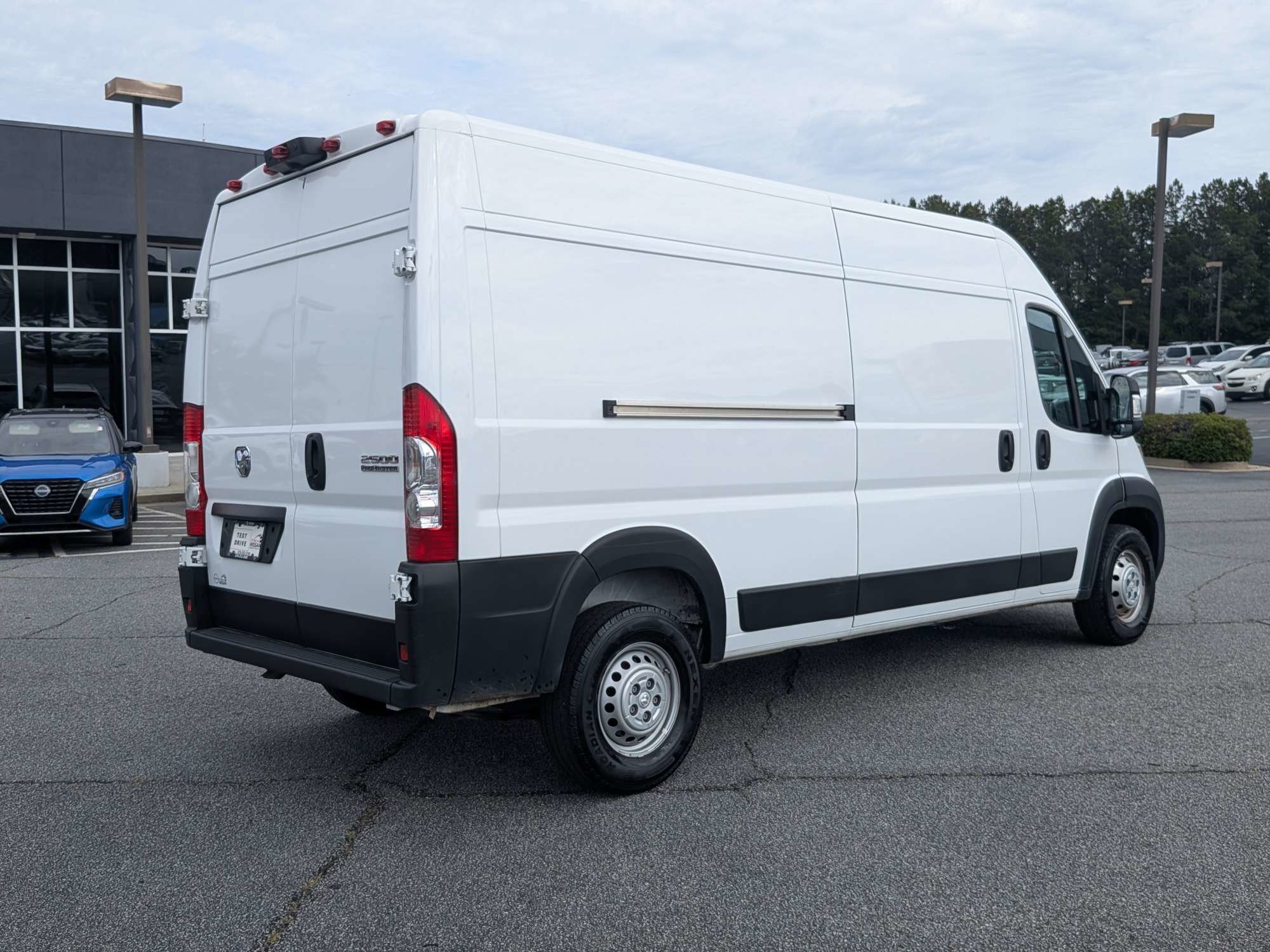 Used 2025 White Ram High Roof image 3