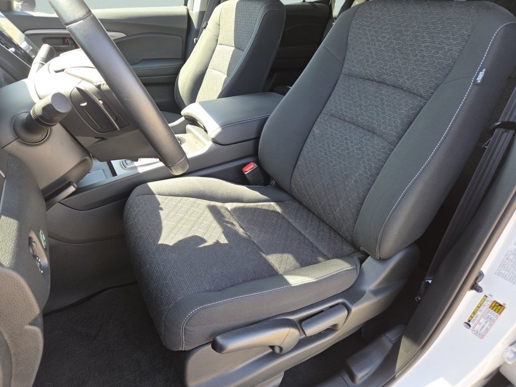 Certified Used 2025 Platinum White Pearl Honda AWD SPORT image 8