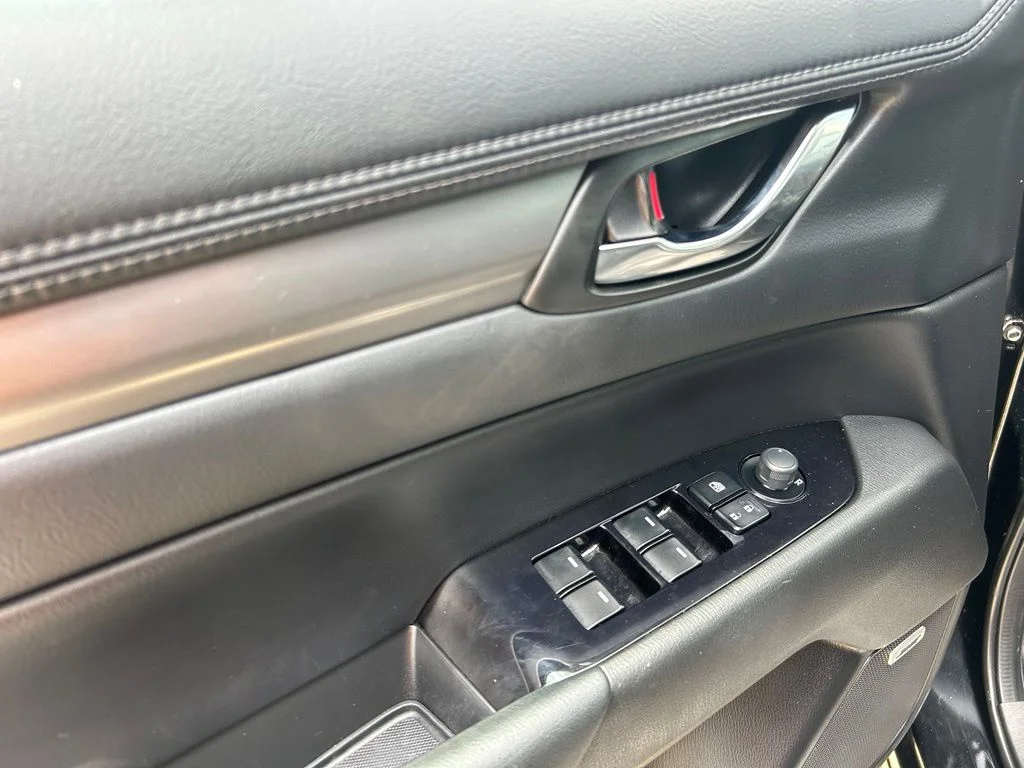 Used 2021 Black Mazda Touring image 10