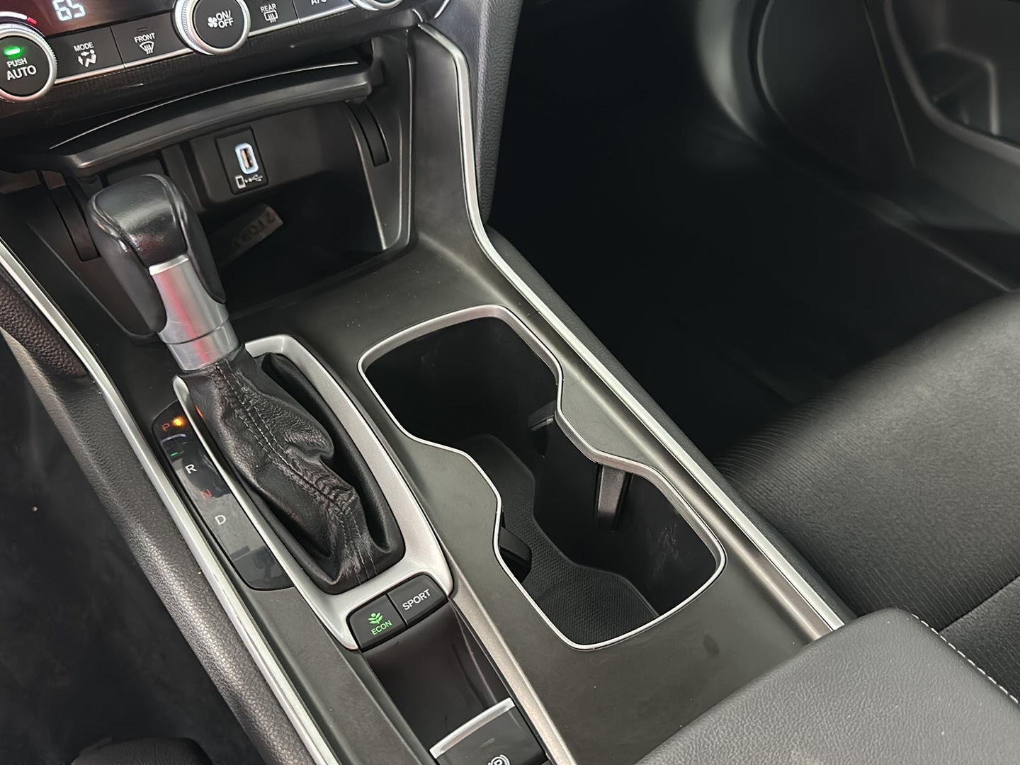 Used 2019 Still Night Pearl Honda Sport image 14
