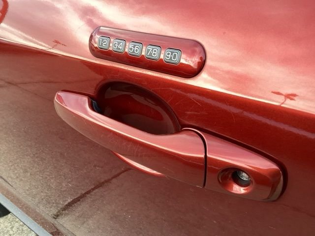 Used 2014  Ford SEL image 22