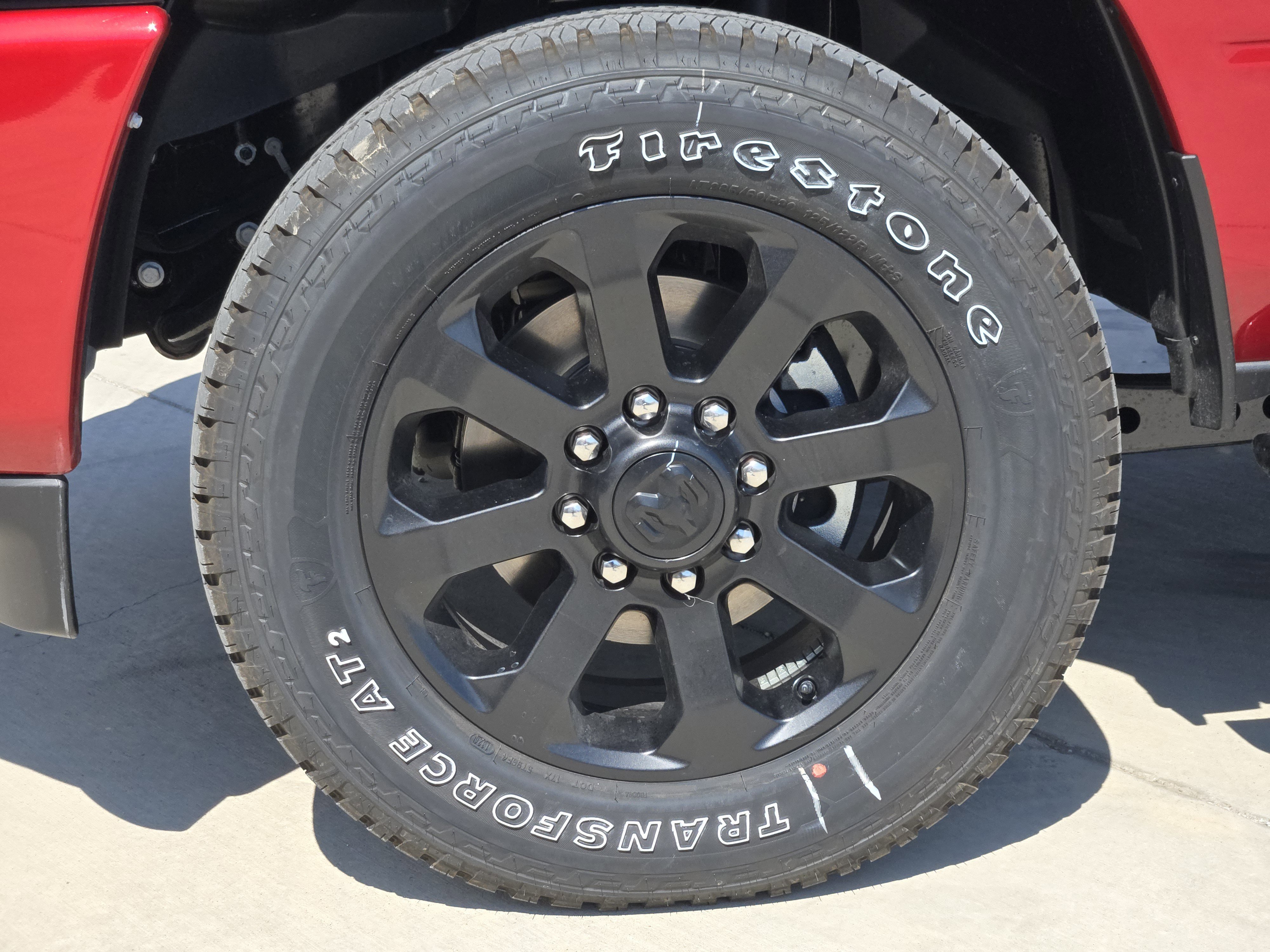 New 2026 Molten Red Pearl-Coat Exterior Paint RAM Laramie image 11