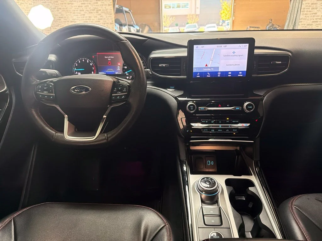 Used 2023 Oxford White Ford ST-Line image 20