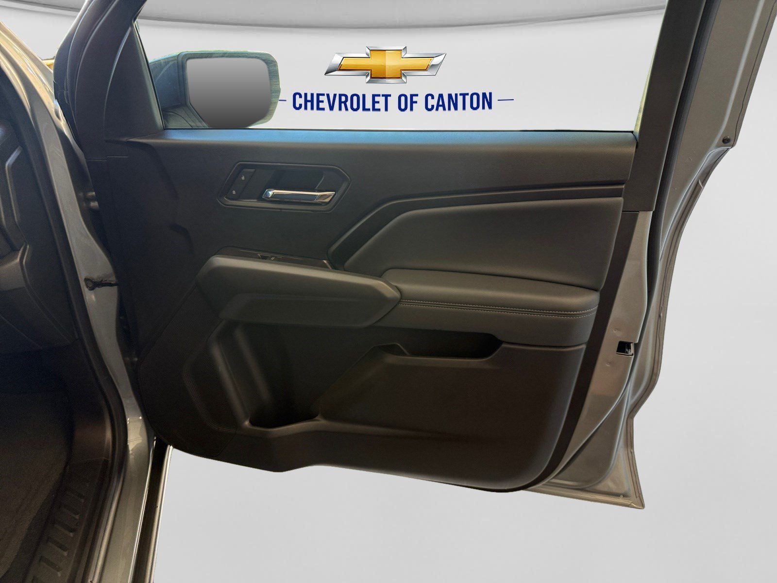 2026 Chevrolet Colorado LT - Photo 14
