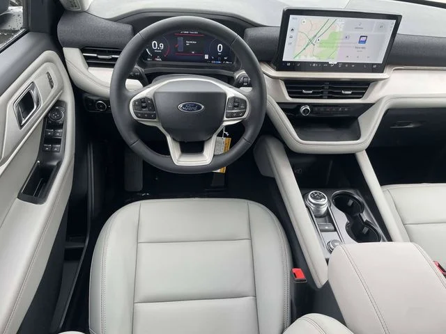 New 2026 Agate Black Metallic Ford Active image 6