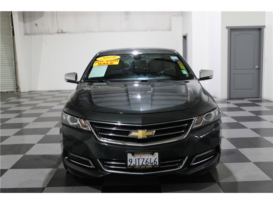 2019 Chevrolet Impala Premier photo 3
