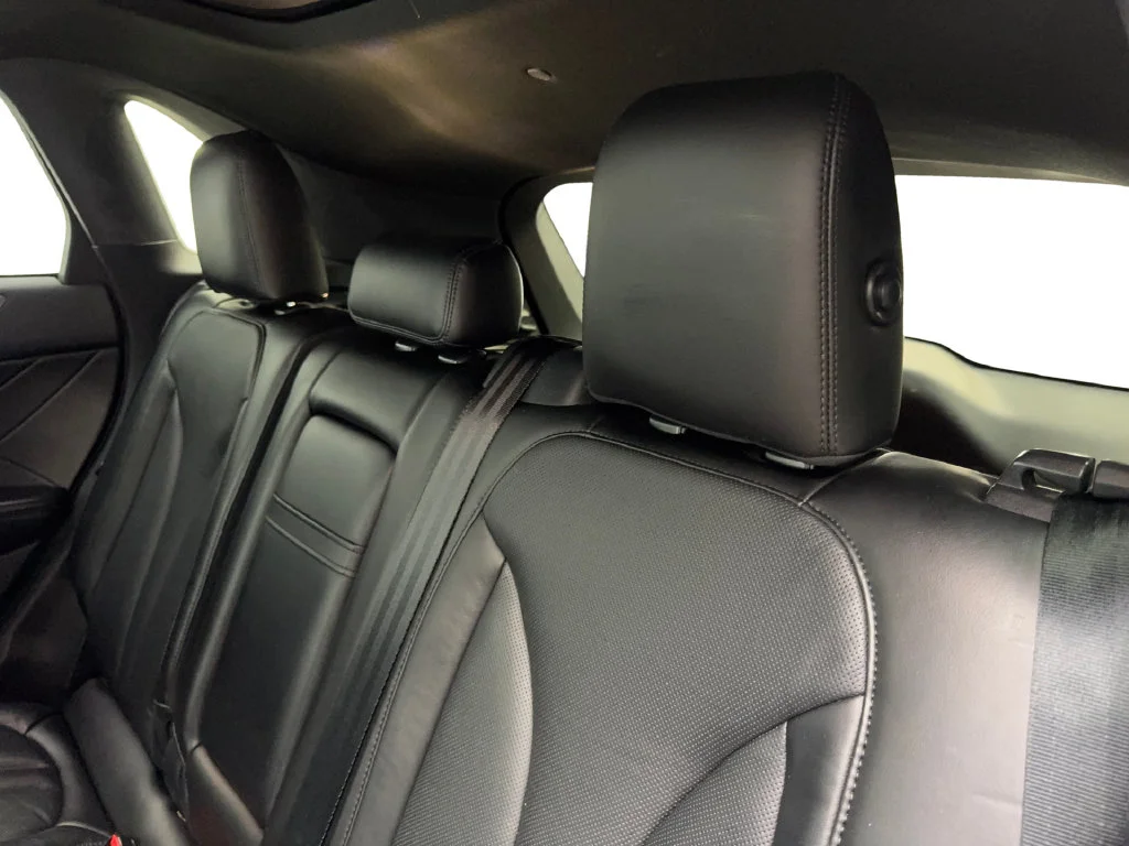 Used 2017 Black Lincoln Reserve image 37