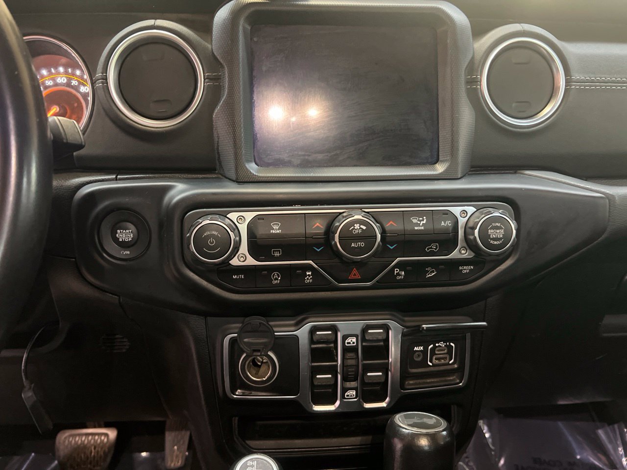 Used 2020 Orange Jeep Unlimited Sahara image 27