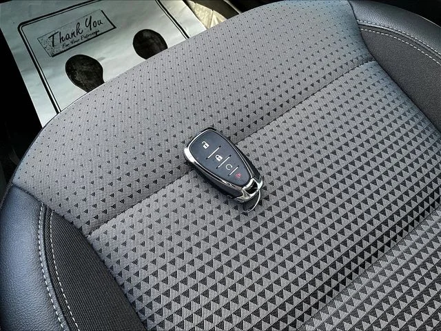 Used 2025 Gray Chevrolet LT image 35