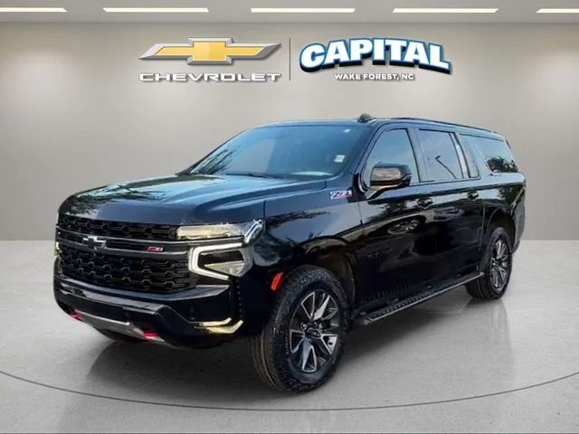 Used 2022 Black Chevrolet Z71 image 1