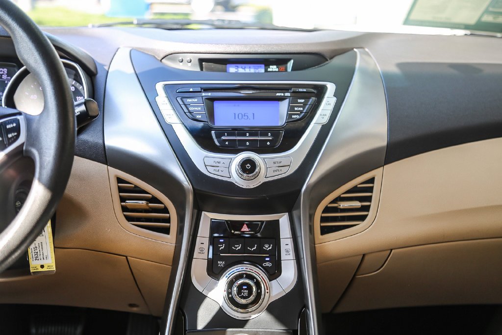 Used 2011 Desert Bronze Metallic Hyundai GLS image 13