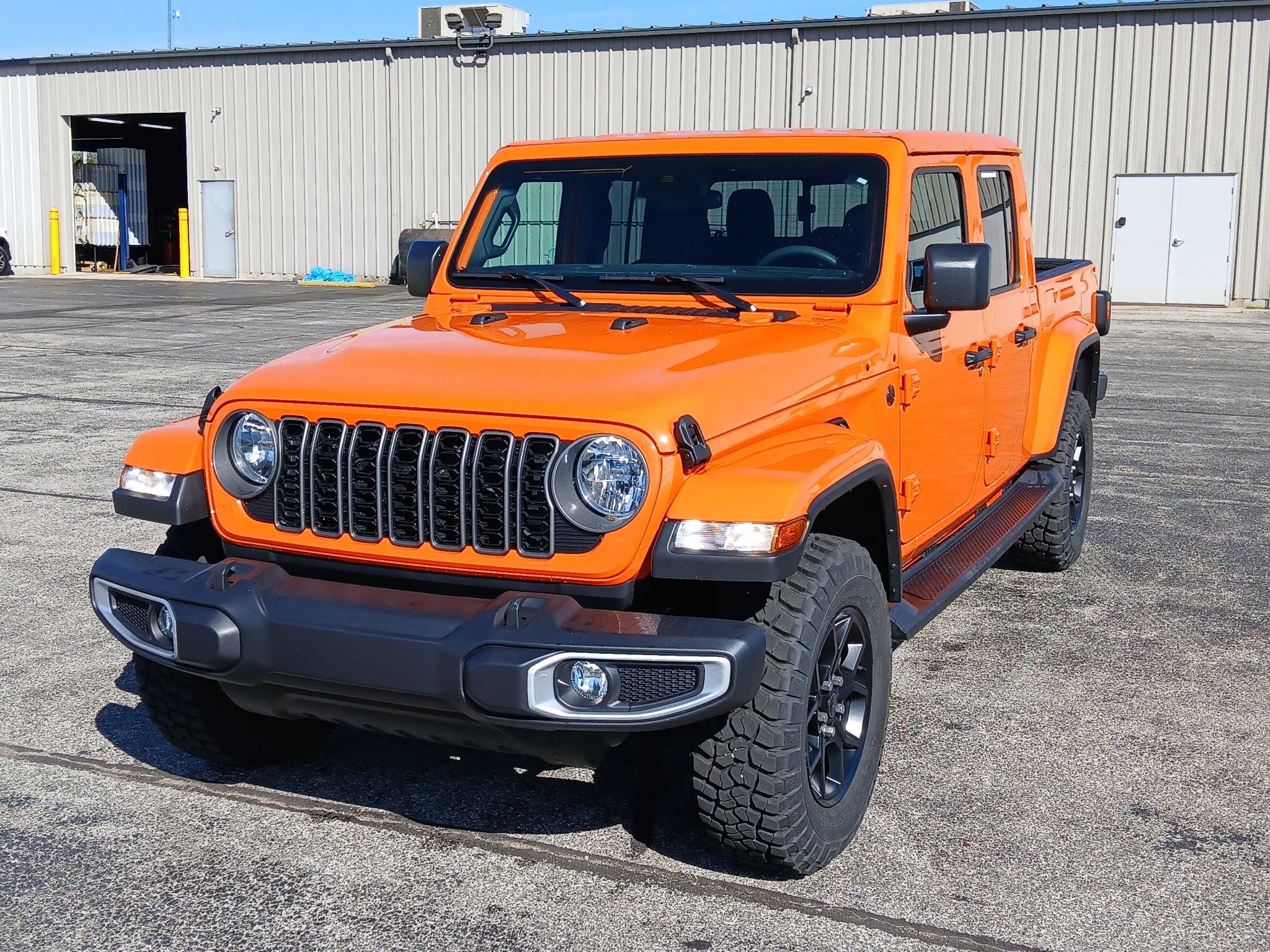2025 Jeep Gladiator High Tide