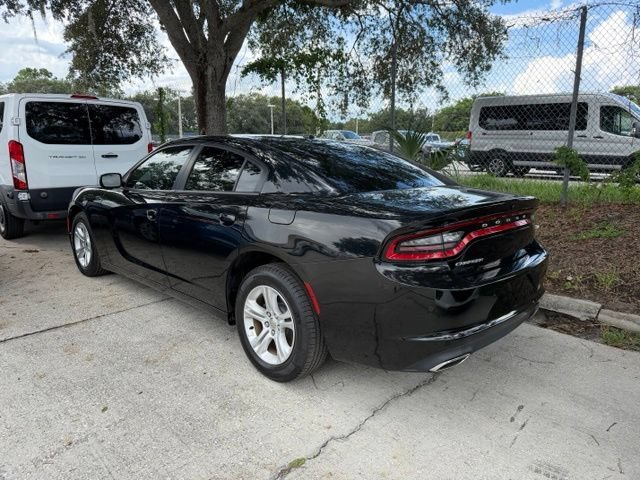 Used 2020 Pitch Black Clearcoat Dodge SXT image 9