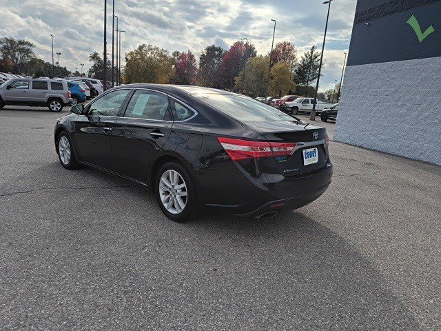 2014 Toyota Avalon XLE photo 3