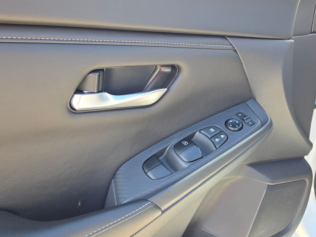 Certified Used 2025 White Nissan SV image 17