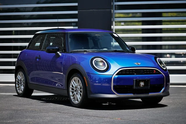 2025 MINI Cooper S Signature