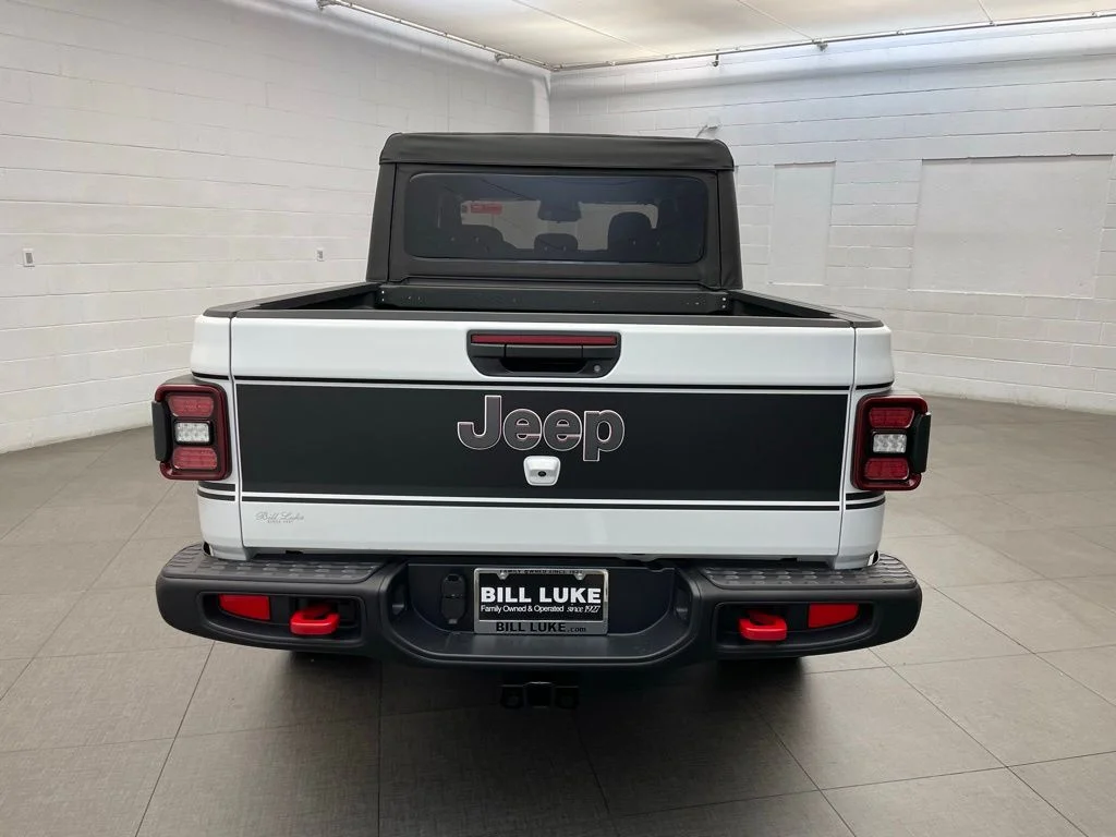 New 2026 White Jeep Shadow Ops image 4