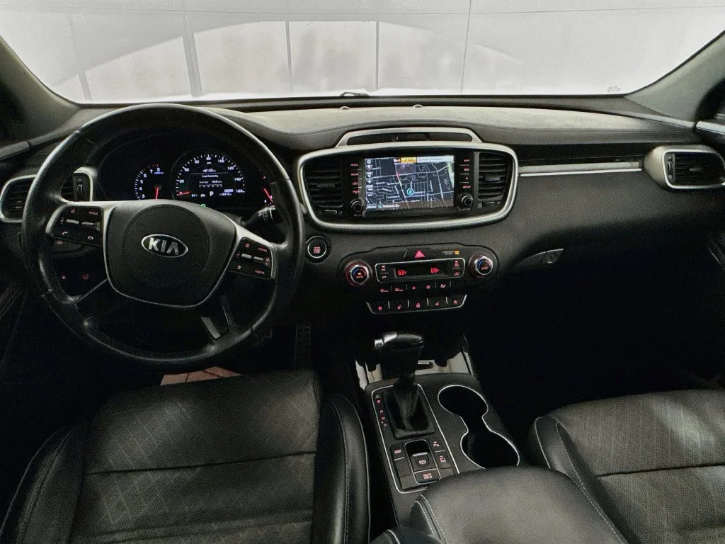 Used 2019 Black Kia SX Limited image 27