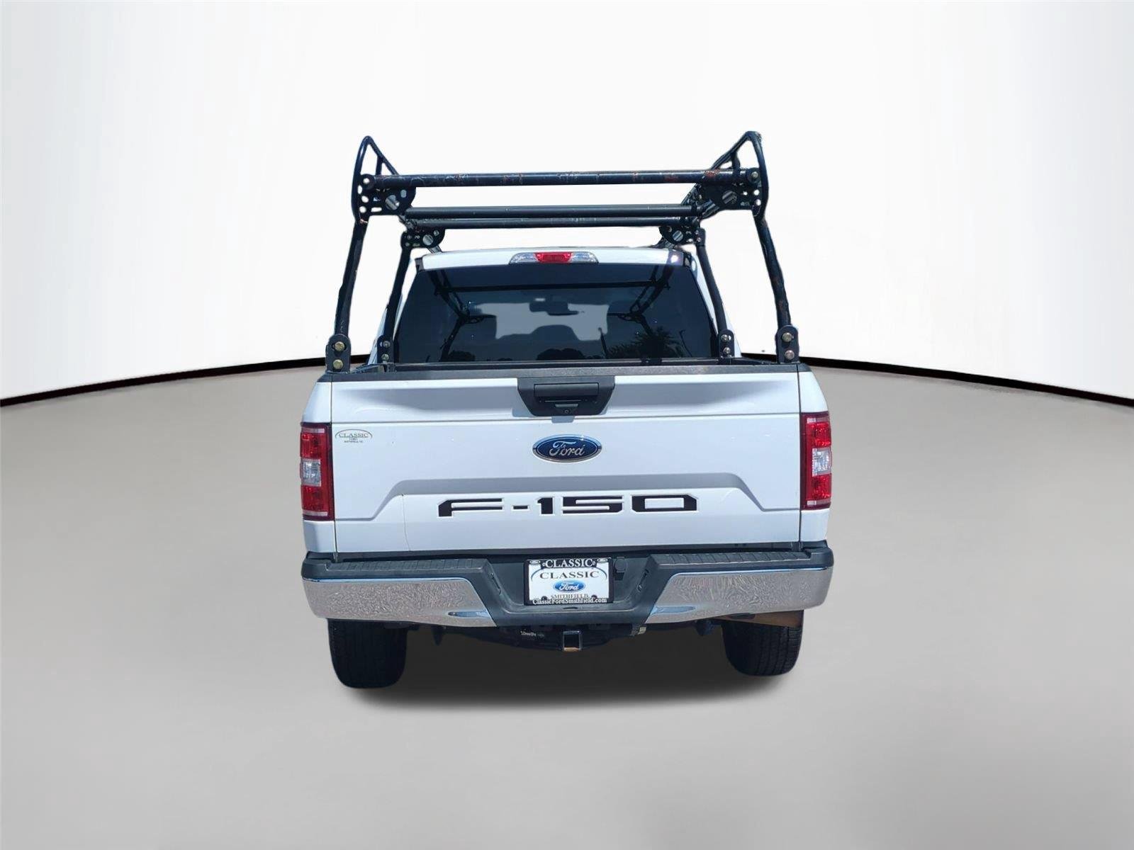 Used 2019 Oxford White Ford XLT image 4