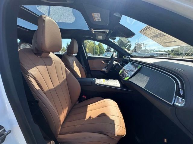 New 2027 Polar White Mercedes-Benz E 350 image 26