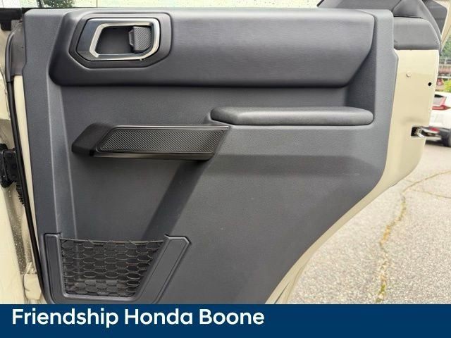 Used 2025 Beige Ford Badlands image 41