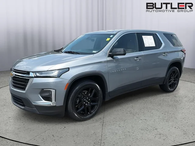 Pre-Owned 2023 Chevrolet Traverse LS