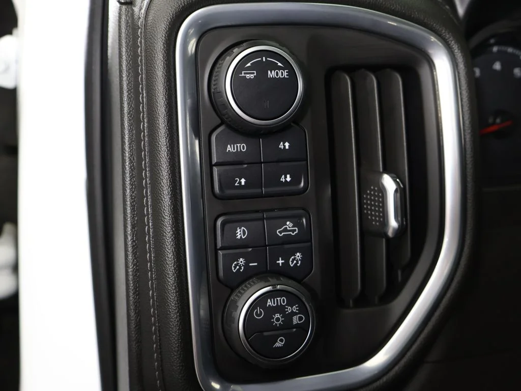 Used 2022 Summit White Chevrolet LTZ image 44