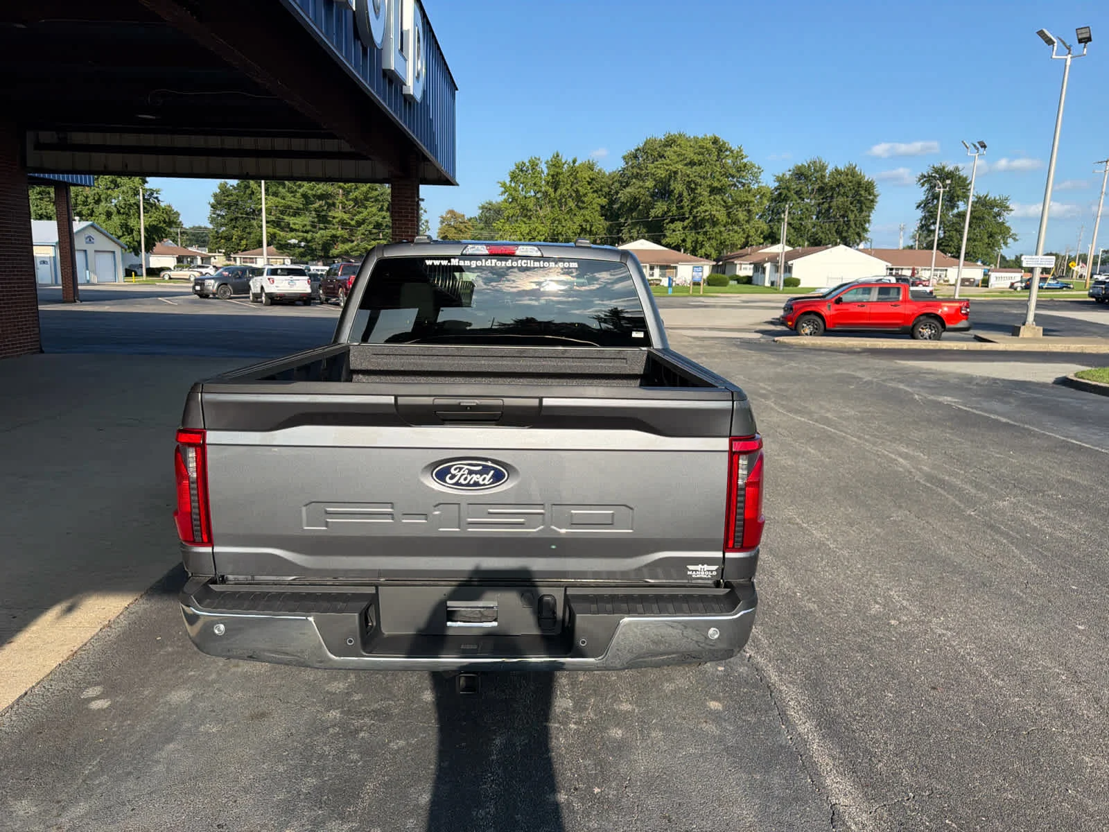 New 2026 Carbonized Gray Metallic Ford XLT image 9