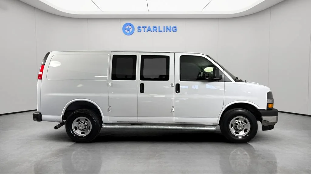 Used 2024 Summit White Chevrolet WT image 16