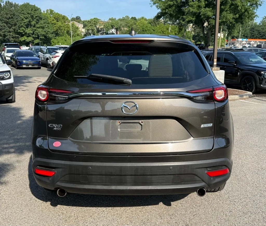 Used 2018 Silver Mazda Touring image 6