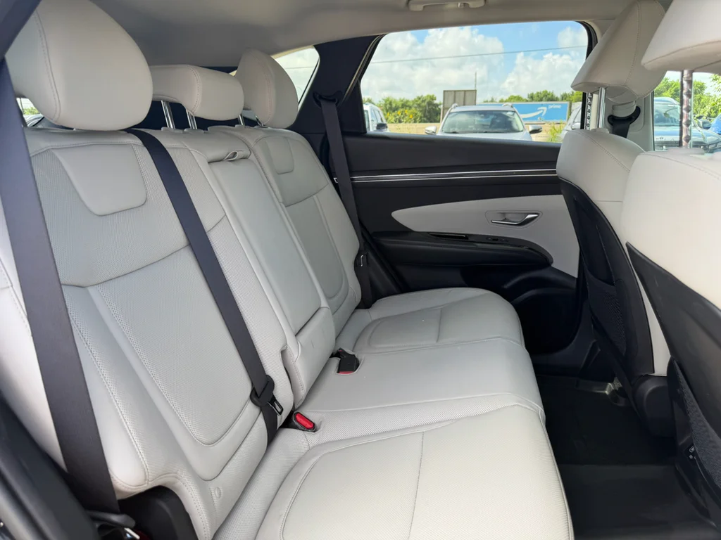 Used 2024 Black Pearl Hyundai Limited image 25