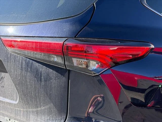 Used 2023 Blueprint Toyota Platinum image 8