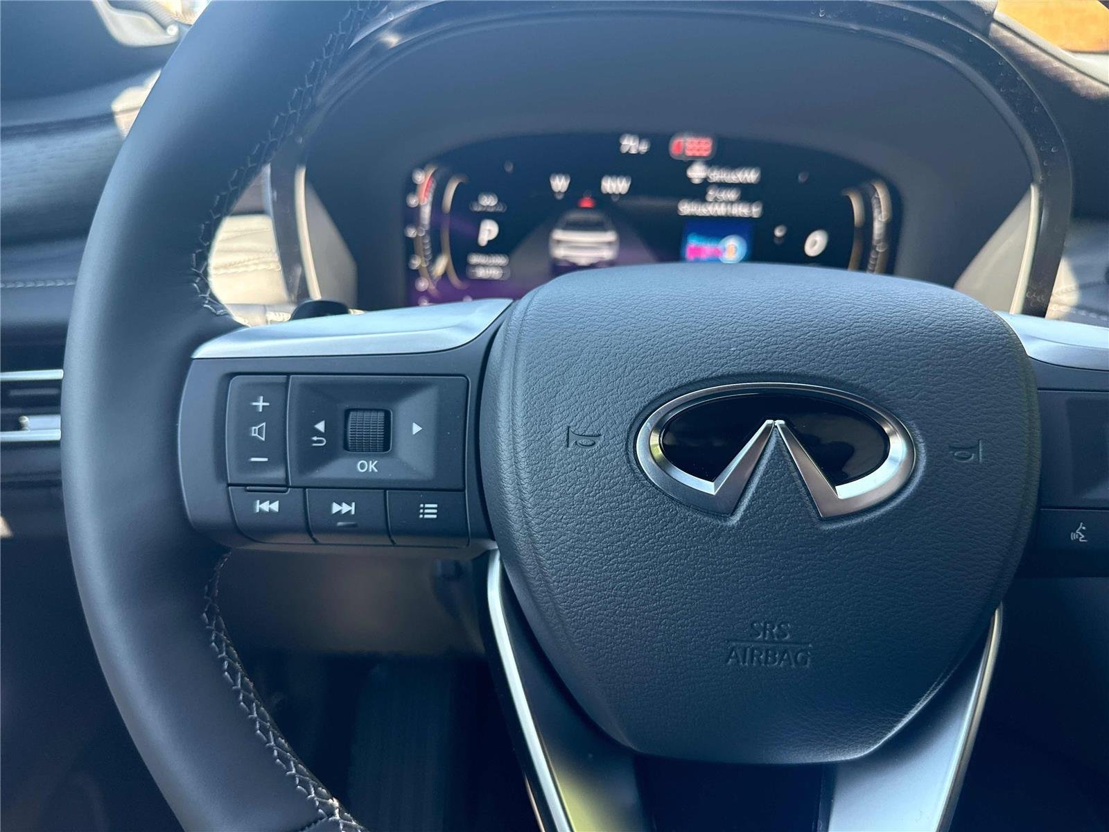 New 2027 MINERAL BLACK INFINITI Autograph AWD image 18