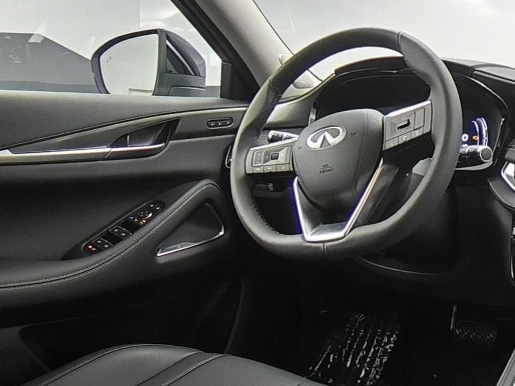 2025 INFINITI QX60 LUXE - Photo 12