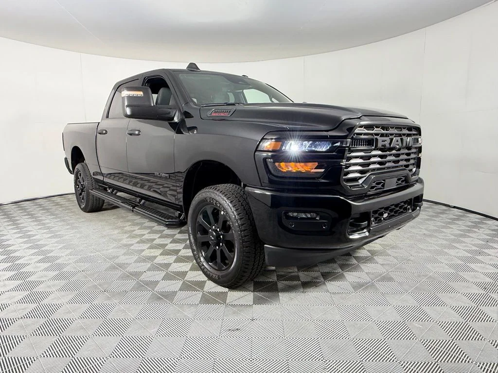 Certified Used 2025 Black Ram Big Horn image 5