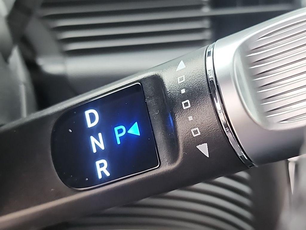 2024 Hyundai IONIQ 5 Limited - Photo 29
