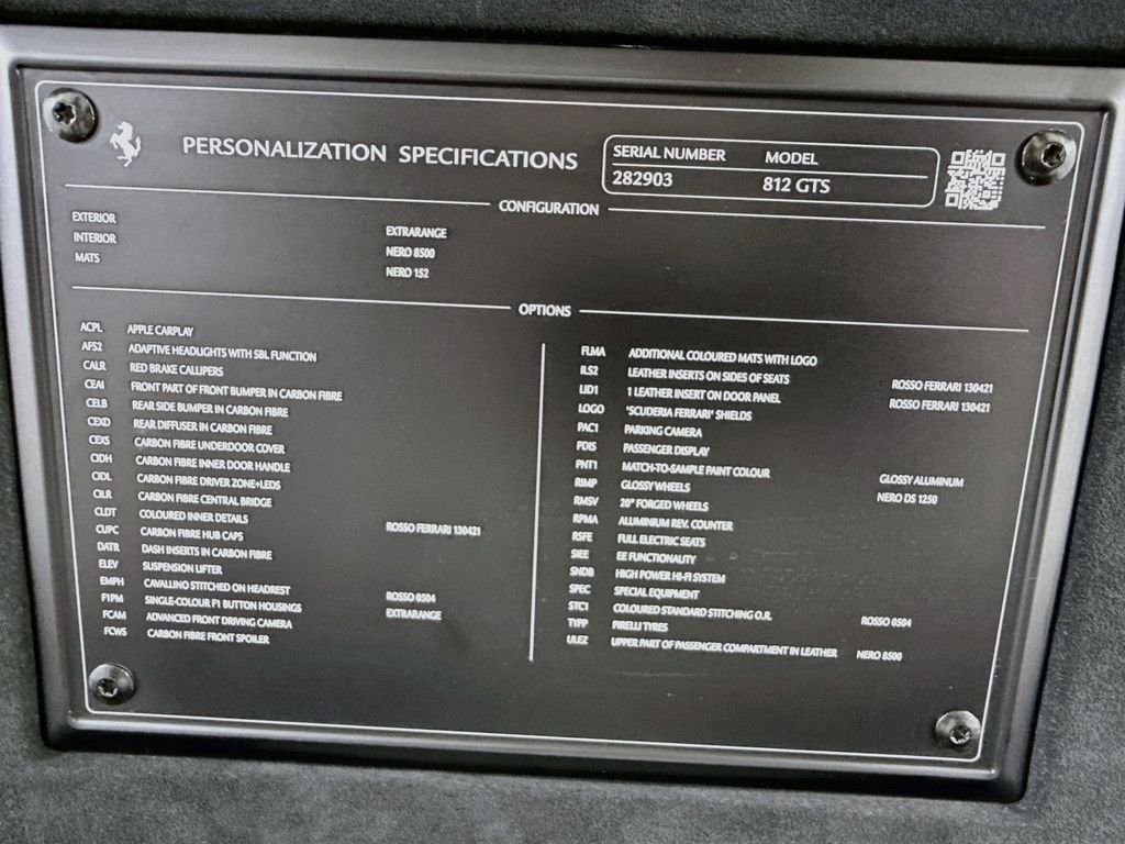Used 2022  Ferrari Base image 17