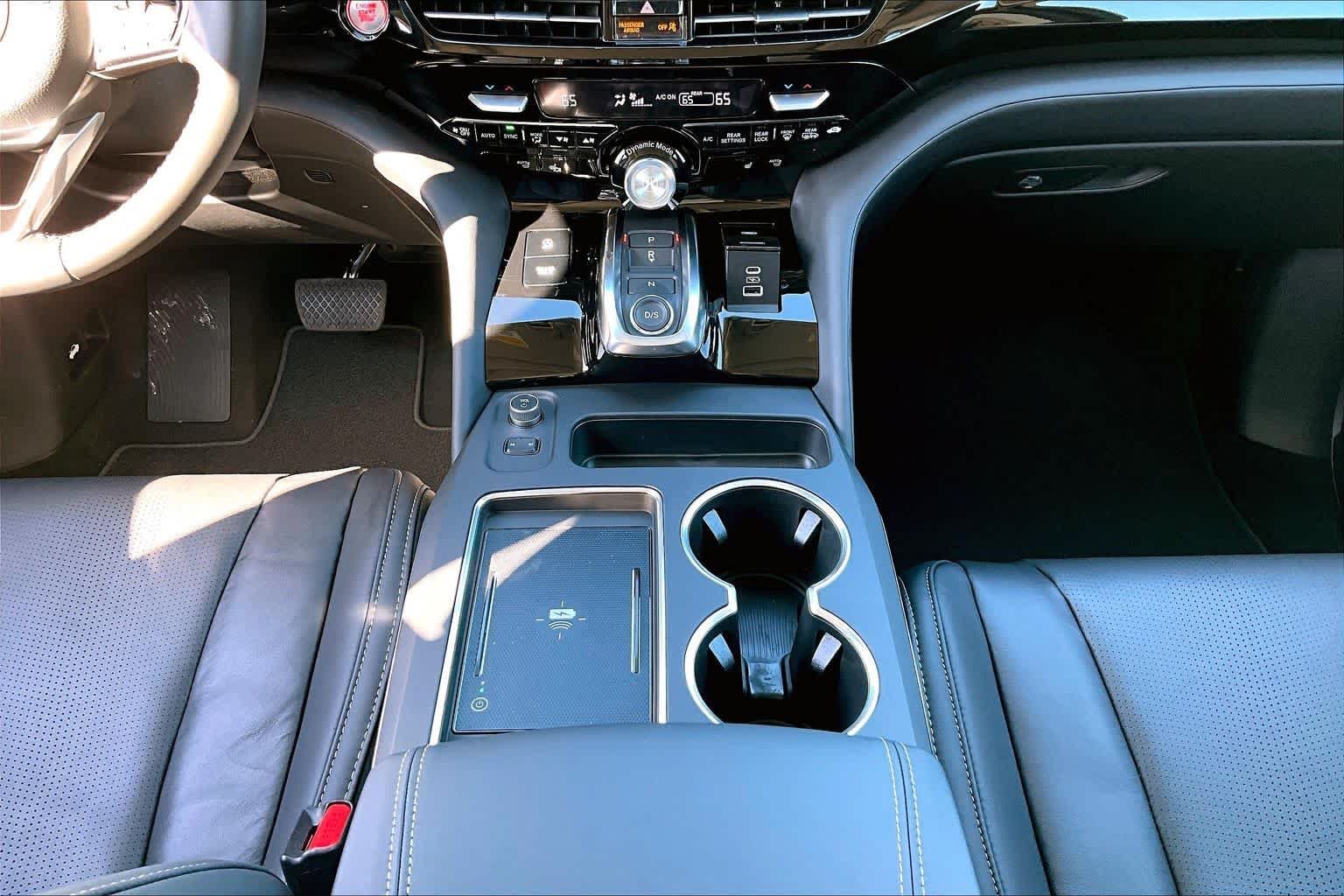 Used 2026 Liquid Carbon Metallic Acura w/Technology Package image 19
