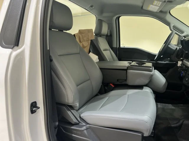 New 2026 Oxford White Ford F-250® XL image 44
