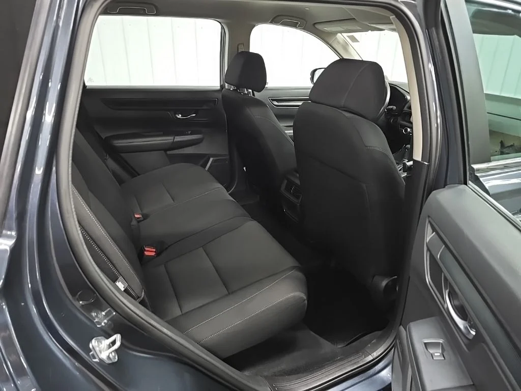 Used 2024 Meteorite Gray Metallic Honda LX image 19